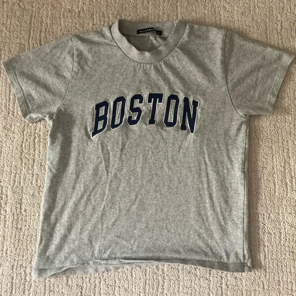 Boston tee shirt, Brandy Melville